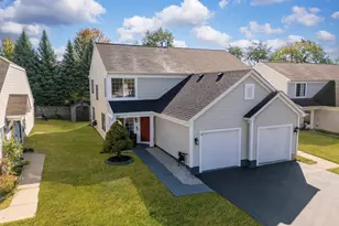 10 Ronan Ct, Lake in the Hills, IL 60156 - Photo 1