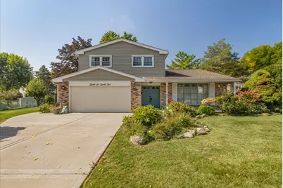 2624 N Prindle Avenue, Arlington Heights, IL 60004 - Photo 1