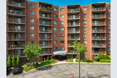 1 Bloomingdale Place #301, Bloomingdale, IL 60108 - Photo 1