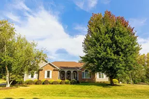 5011 Skare Ct, Rochelle, IL 61068 - Photo 1