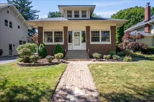 625 S 5th St, Saint Charles, IL 60174 - Photo 1