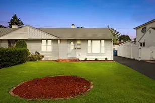 8918 S Ryan Rd, Hometown, IL 60456 - Photo 1