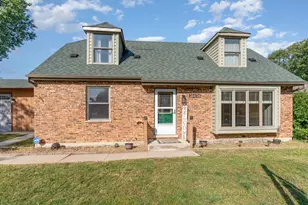 16656 Beacon Ln, Orland Hills, IL 60487 - Photo 1