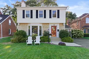 934 Rolling Pass, Glenview, IL 60025 - Photo 1