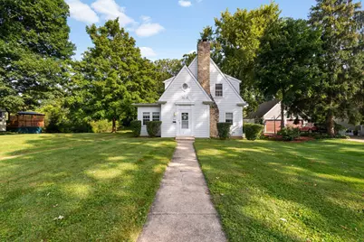 1436 Gilbert Avenue, Downers Grove, IL 60515 - Photo 1