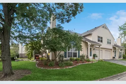 1022 N Knollwood Drive, Palatine, IL 60067 - Photo 1