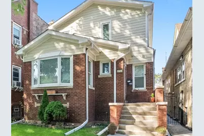 4044 W Wellington Avenue, Chicago, IL 60641 - Photo 1