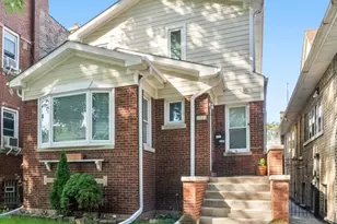 4044 W Wellington Ave, Chicago, IL 60641 - Photo 1