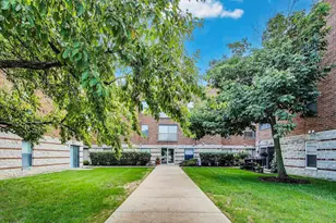 3255 Kirchoff Rd, Rolling Meadows, IL 60008 - Photo 1