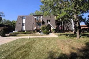 212 Madison St, Joliet, IL 60435 - Photo 1