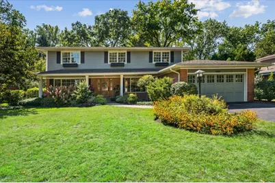1633 Blackthorn Drive, Glenview, IL 60025 - Photo 1