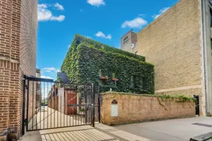 3732 N Pine Grove Ave, Chicago, IL 60613 - Photo 1