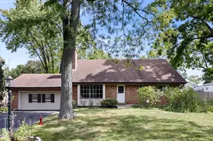 117 Beverly Rd, Barrington, IL 60010 - Photo 1