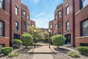 903 W Cornelia Ave, Chicago, IL 60657 - Photo 1