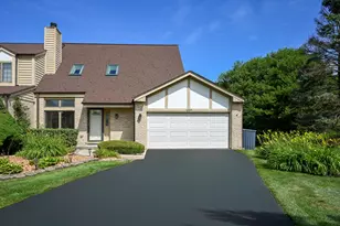 10860 S 84th Ave, Palos Hills, IL 60465 - Photo 1