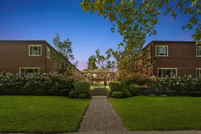 1610 Washington Street, Evanston, IL 60202 - Photo 1