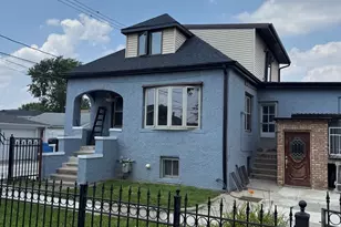 5712 W 56th St, Chicago, IL 60638 - Photo 1