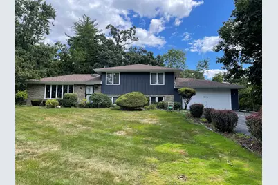 815 Vinewood Avenue, Willow Springs, IL 60480 - Photo 1