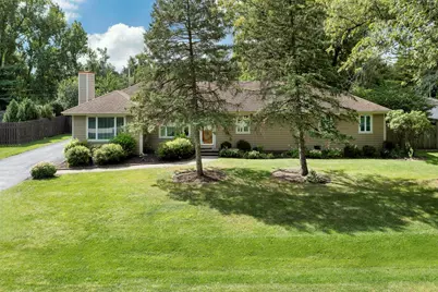 9 Kenneth Avenue, Prospect Heights, IL 60070 - Photo 1