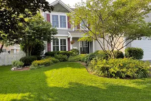 1739 Farmside Dr, Carpentersville, IL 60110 - Photo 1