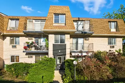 1111 Bloomingdale Road #1A, Glendale Heights, IL 60139 - Photo 1