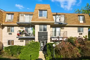 1111 Bloomingdale Rd, Glendale Heights, IL 60139 - Photo 1