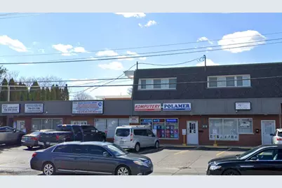 10710 S Roberts Road, Palos Hills, IL 60465 - Photo 1