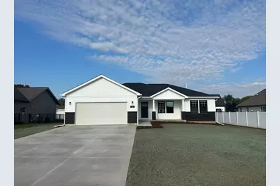 328 Rachel Way, Utica, IL 61373 - Photo 1