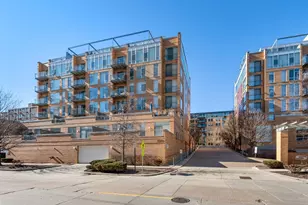 1720 Oak Ave, Evanston, IL 60201 - Photo 1