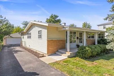 490 N Chatham Avenue, Villa Park, IL 60181 - Photo 1