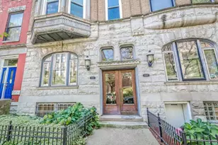 1041 W Belden Ave, Chicago, IL 60614 - Photo 1