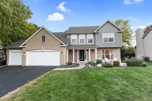 466 Greenview Ln, Oswego, IL 60543 - Photo 1