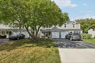 1996 College Green Dr, Elgin, IL 60123 - Photo 1