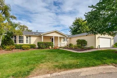 6 Secretariat Court, Grayslake, IL 60030 - Photo 1
