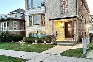 2724 N 73rd Ave, Elmwood Park, IL 60707 - Photo 1