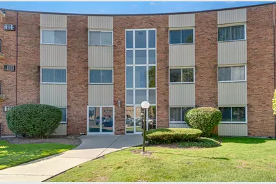 9716 S Karlov Avenue #203, Oak Lawn, IL 60453 - Photo 1