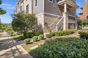 530 Ohio Ave, Saint Charles, IL 60174 - Photo 1