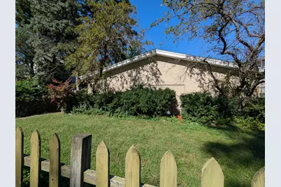 1958 W Morse Avenue #B, Chicago, IL 60626 - Photo 1