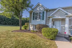 4032 Hennepin Dr, Joliet, IL 60431 - Photo 1