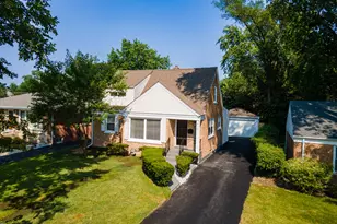 229 Harlem Ave, Glenview, IL 60025 - Photo 1