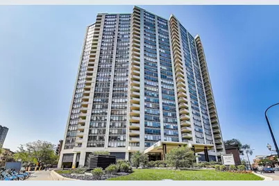 3930 N Pine Grove Avenue #607, Chicago, IL 60613 - Photo 1