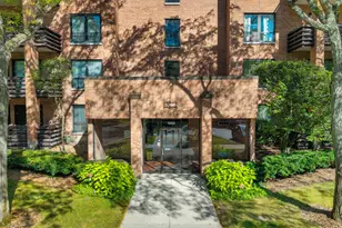 1066 Shermer Rd, Northbrook, IL 60062 - Photo 1