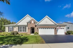 3706 Canton Cir, Mundelein, IL 60060 - Photo 1
