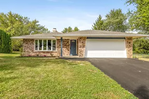 3302 Chick-Charney Dr, Rockford, IL 61109 - Photo 1