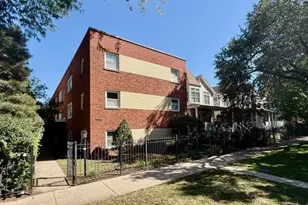 4831 N Hermitage Ave, Chicago, IL 60640 - Photo 1