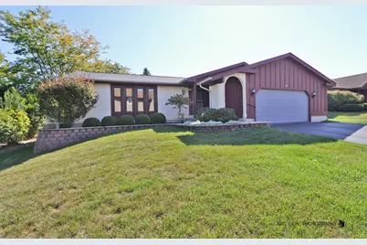 39832 N Crabapple Drive, Antioch, IL 60002 - Photo 1