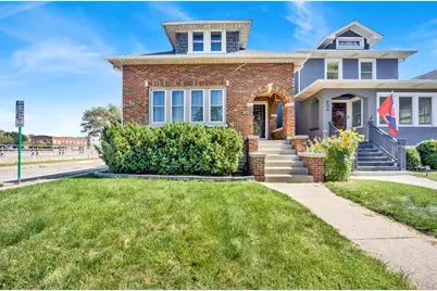 902 S Kenilworth Avenue, Oak Park, IL 60304 - Photo 1