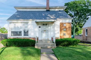 425 47th Ave, Bellwood, IL 60104 - Photo 1