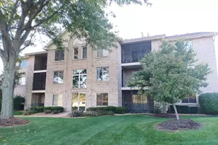 6810 Ridge Point Dr, Oak Forest, IL 60452 - Photo 1