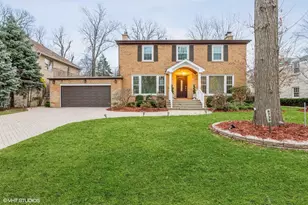 6739 N Leroy Ave, Lincolnwood, IL 60712 - Photo 1